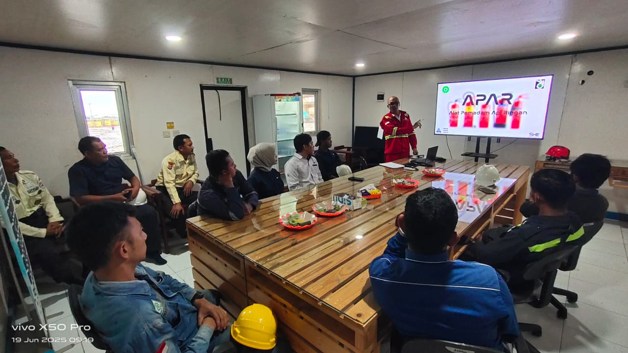 Pelatihan dan Pengenalan APAR oleh Tim SHE ABS Group: Komitmen terhadap Keselamatan Kerja